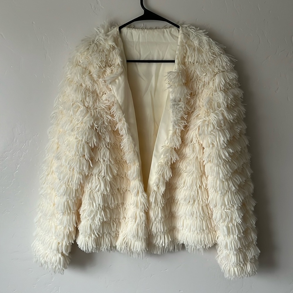 Fluffy coat, worn once!